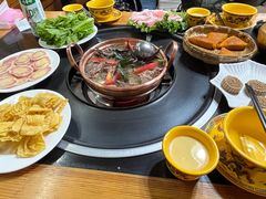 -银同牦牛肉火锅