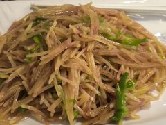 -蔼若春.传承三十年云南菜(金碧公园店)