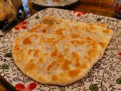阿拉善驼肉馅饼-格日勒阿妈蒙古厨房(大召店)