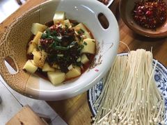-苗家恒灵酸汤鱼-跳水牛肉连锁店(凯里总店)