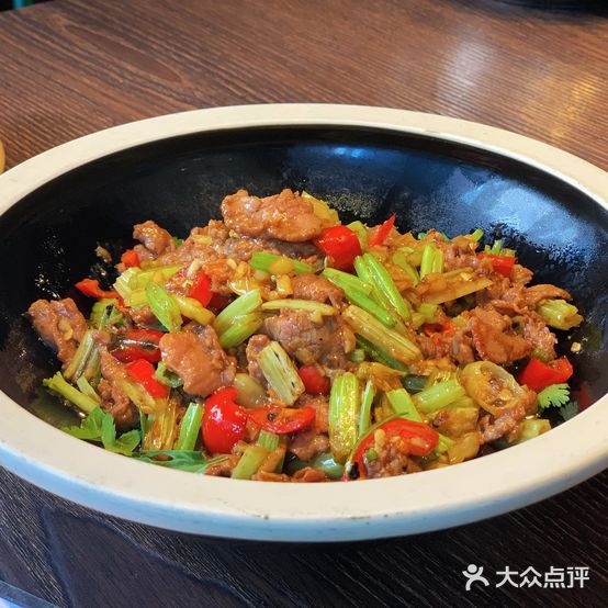 湘香厨房·吃小炒黄牛肉(蓝天路店)