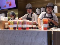 -奈雪的茶(湖滨银泰in77C区PRO店)