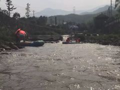 -仙山谷激浪漂流