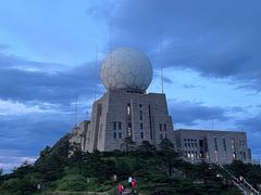 -光明顶山庄