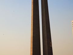 -唐山抗震纪念碑广场