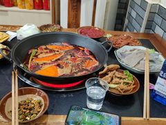 -重庆故事姊妹老火锅(财经学院店)