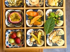 -花菇朵·云山雀 ll 野生菌锅·野果酸汤·精品滇菜(万柳店)