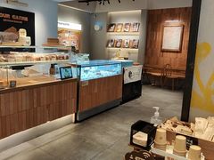 -方炉·天然食材面包店(青秀店)