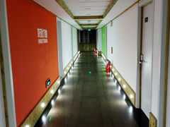 -沃德阿拉丁酒店(威海海滨南路韩乐坊店)