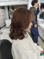 -镁连社·美联社