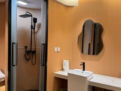 -幸栖洞穴设计酒店(成都春熙路店)