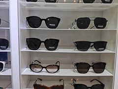 -天空之镜眼镜店蔡司依视路授权店(天通苑店)