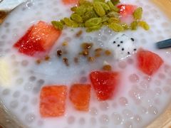 鲜果奶香西米露-嘉州叶婆婆钵钵鸡(建设路店)