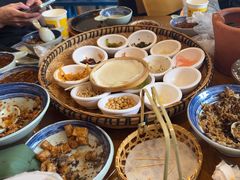 -包整·丝娃娃(一览甲秀楼风景店)