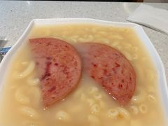 -香港新发烧腊茶餐厅(书城店)