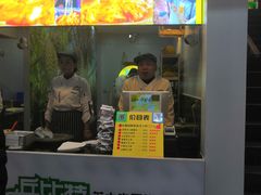 门面-八一好吃街·高品美食广场