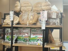 -秀云俄罗斯列巴屋(军星小区店)