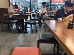-顺溜·手工刀削面·黑金店(铜锣湾店)