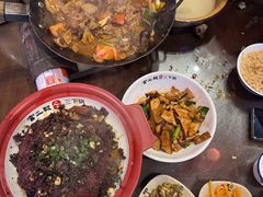 -富正毅三下锅·湘西韵味(天门山索道店)