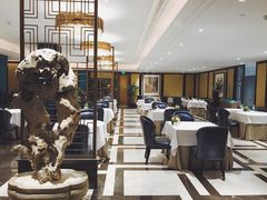 大堂-Yan Ting 宴庭中餐厅(上海静安瑞吉酒店)