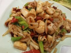 -覃记海鲜美食餐厅