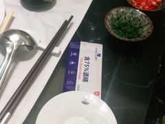 -红鼎豆捞·非遗鲍皇汤火锅(宝丰路店)