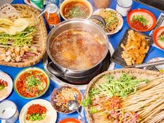 -马路边边串串香(苗栗路店)