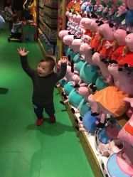 点击看大图 -Hamleys哈姆雷斯(东方福来德店)