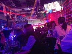 -UP嘻哈酒吧(粉巢店)
