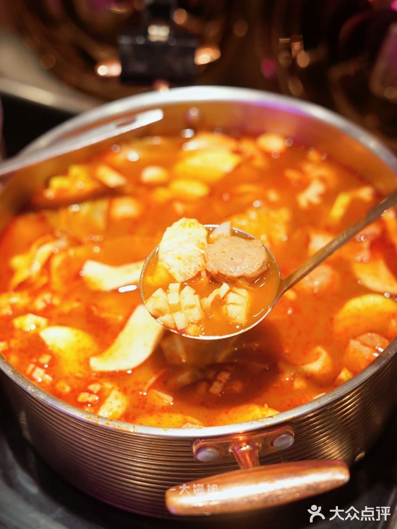 新品来啦，在比格比萨自助实现芝士瀑布配炸鸡🍗