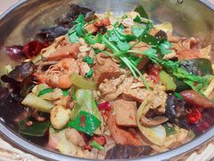 -拿渡麻辣香锅(世茂广场·工三店)