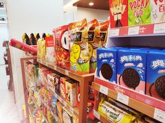 -全家便利店(孩儿巷店)