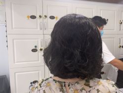 -镁连社·美联社