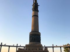 -人民防洪胜利纪念塔