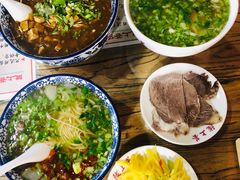 -陇上全荟兰州传统牛肉面(延吉路店)