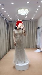 -觅白婚纱礼服馆
