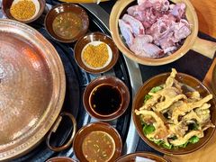 -阿山卓·野生菌火锅·纳西火塘烤肉