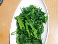 -渝信川菜 · 川味家常菜(财富购物中心店)