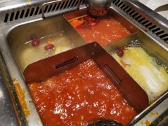-海底捞火锅鲜切牛肉主题店(长寿路店)