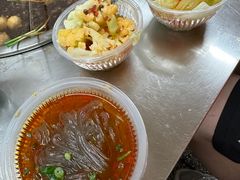 -卫卫麻辣烫(建设新村路店)