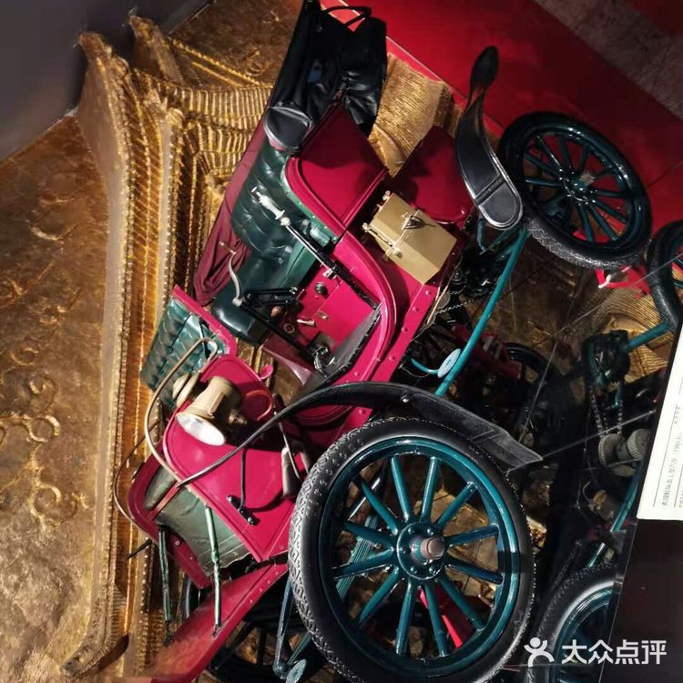 驾车走高速一小时左右，地址丰台丰科园附近特色推荐