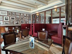 -上海和平饭店维克多咖啡厅 Victor's