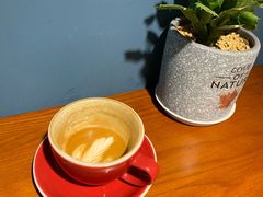 -Be Lived Cafe比例咖啡(摩天轮店)