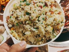 -钢管厂五区小郡肝串串香火锅(人民广场店)