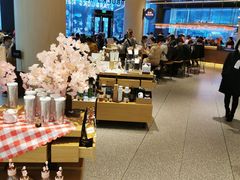 -星巴克臻选(上海合生汇1F店)