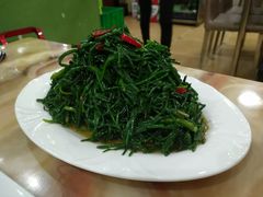 -苏莱特色牛骨滩羊手抓馆(长城东街总店)