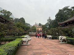 -峨眉山报国寺