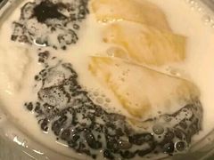 -满记甜品(巴黎春天宝山店)