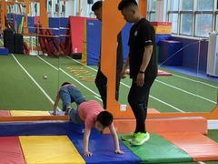 -能量学院少儿体能运动馆(公园1872店)