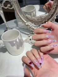 -HUII NAIL绘京美甲美睫会馆